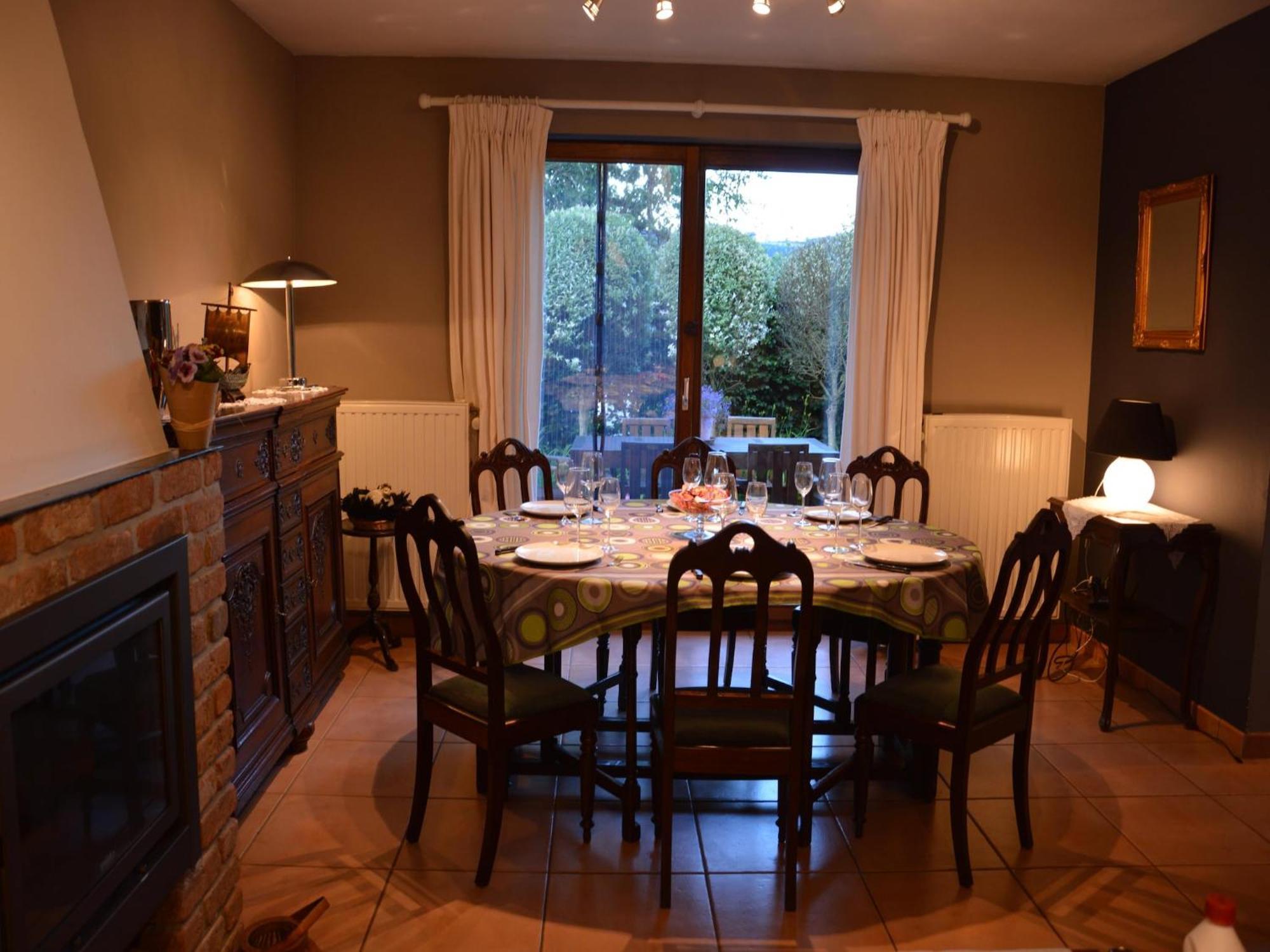 Modern Holiday Home In Stavelot With Fireplace ภายนอก รูปภาพ