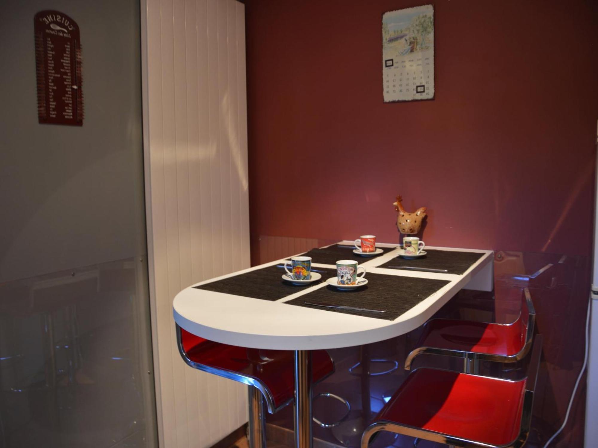 Modern Holiday Home In Stavelot With Fireplace ภายนอก รูปภาพ